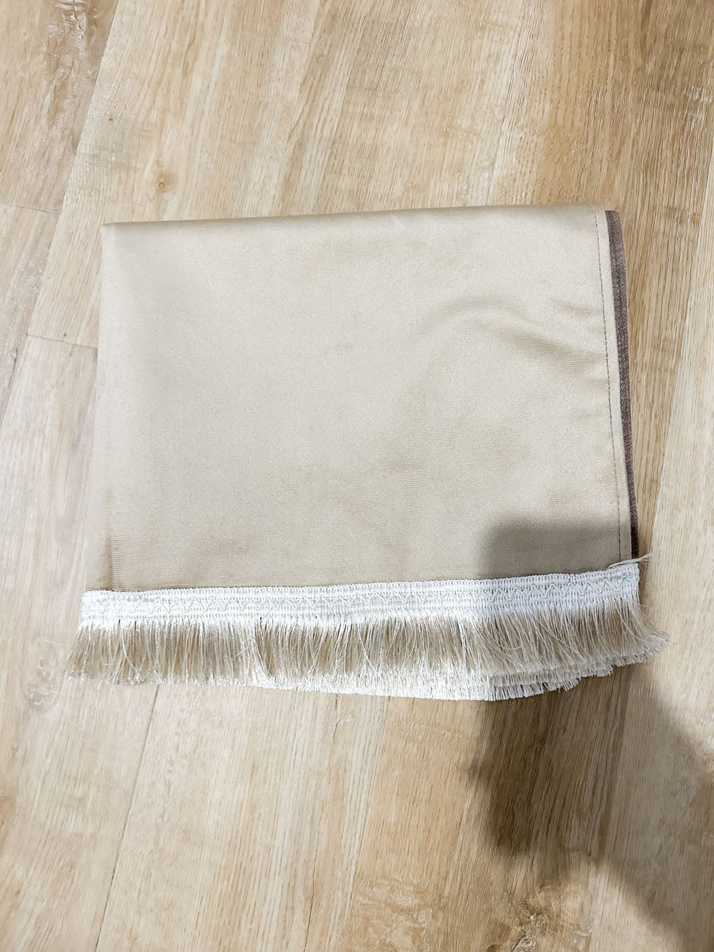 Tapis fin Turquie beige foncé