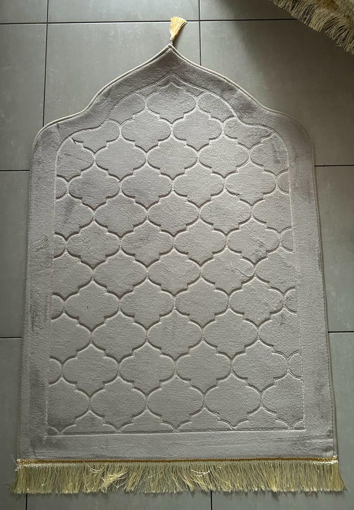 Tapis mosquée gris clair