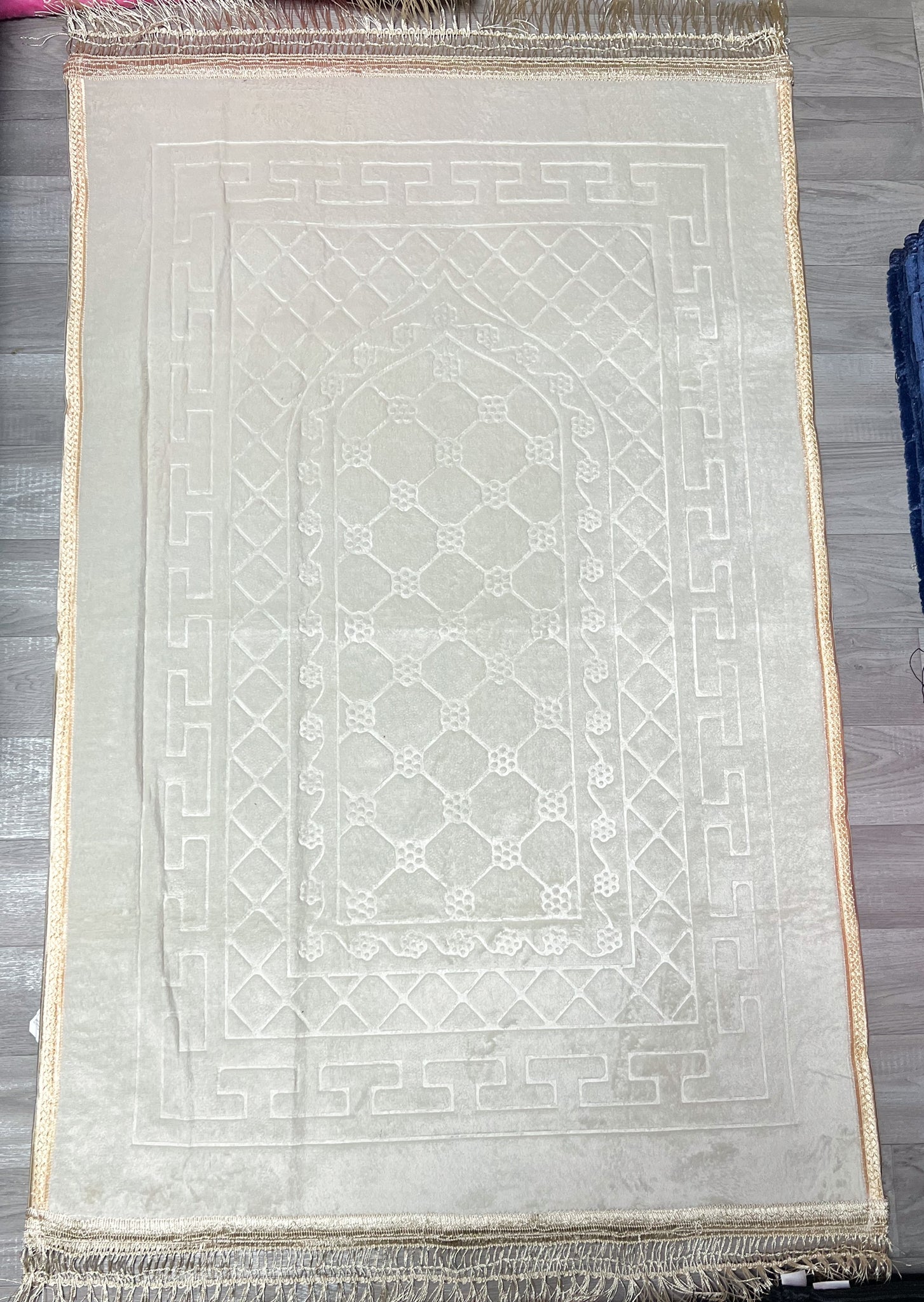 Tapis de prière motif gris – SEYA GROSSISTE